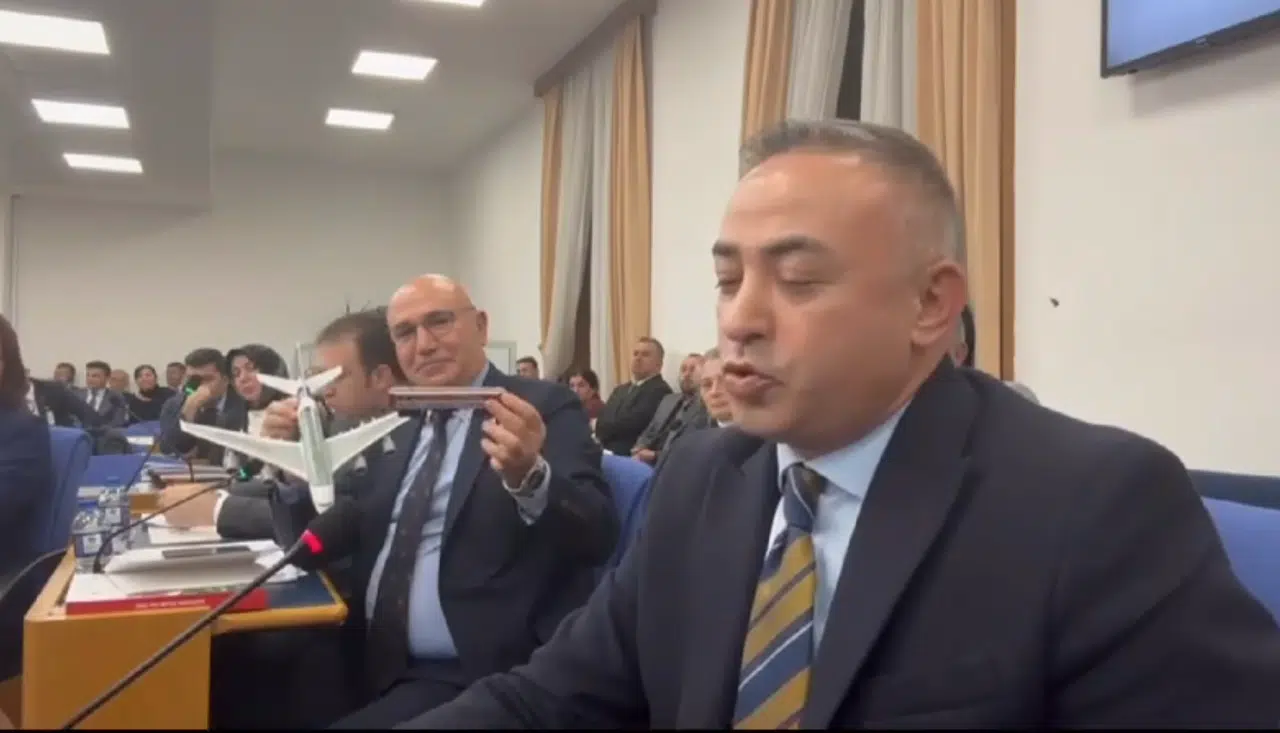 Tahtasız Bakana ‘Rüya’sını Anlattı