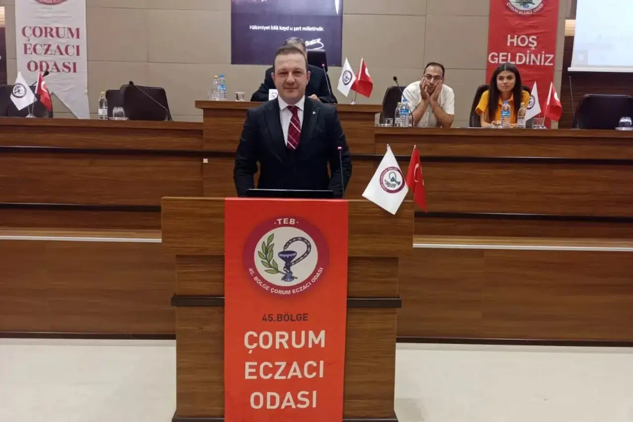 Erol Afacan, Diş Hekimlerini Kutladı