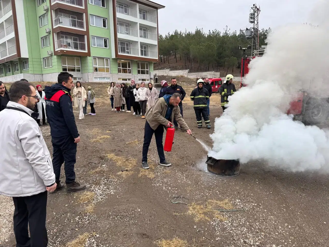 Huzurevi Çalışanlarına Yönelik Eğitim Verildi