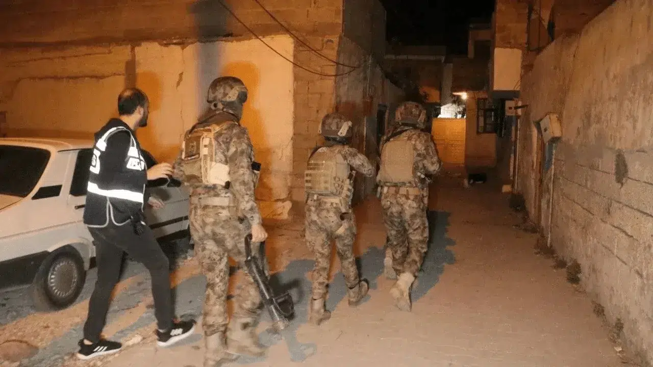 İki Haftada Tonlarca Uyuşturucu Ele Geçirildi