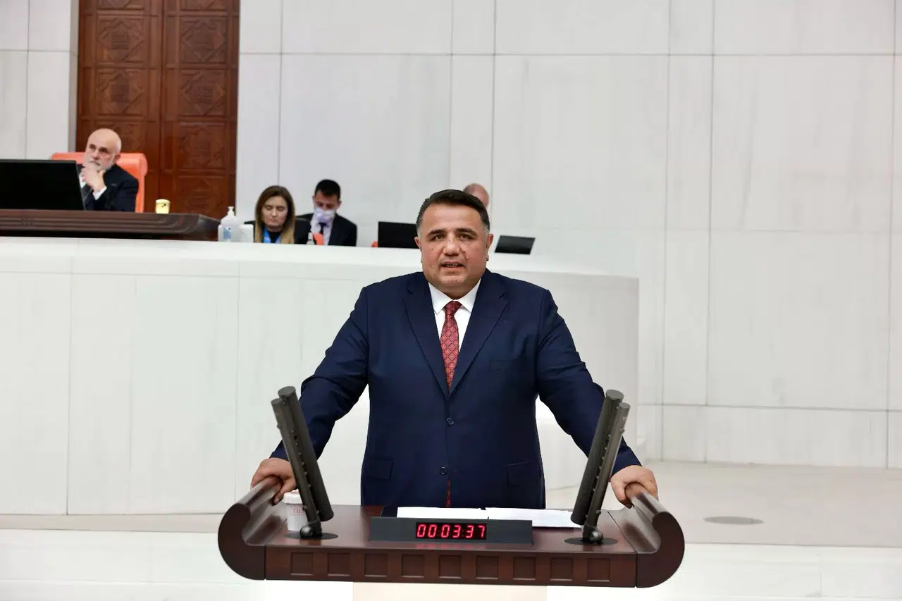 Kaya: Öğretmenler Eğitim Dünyasının Vazgeçilmez Neferleridir