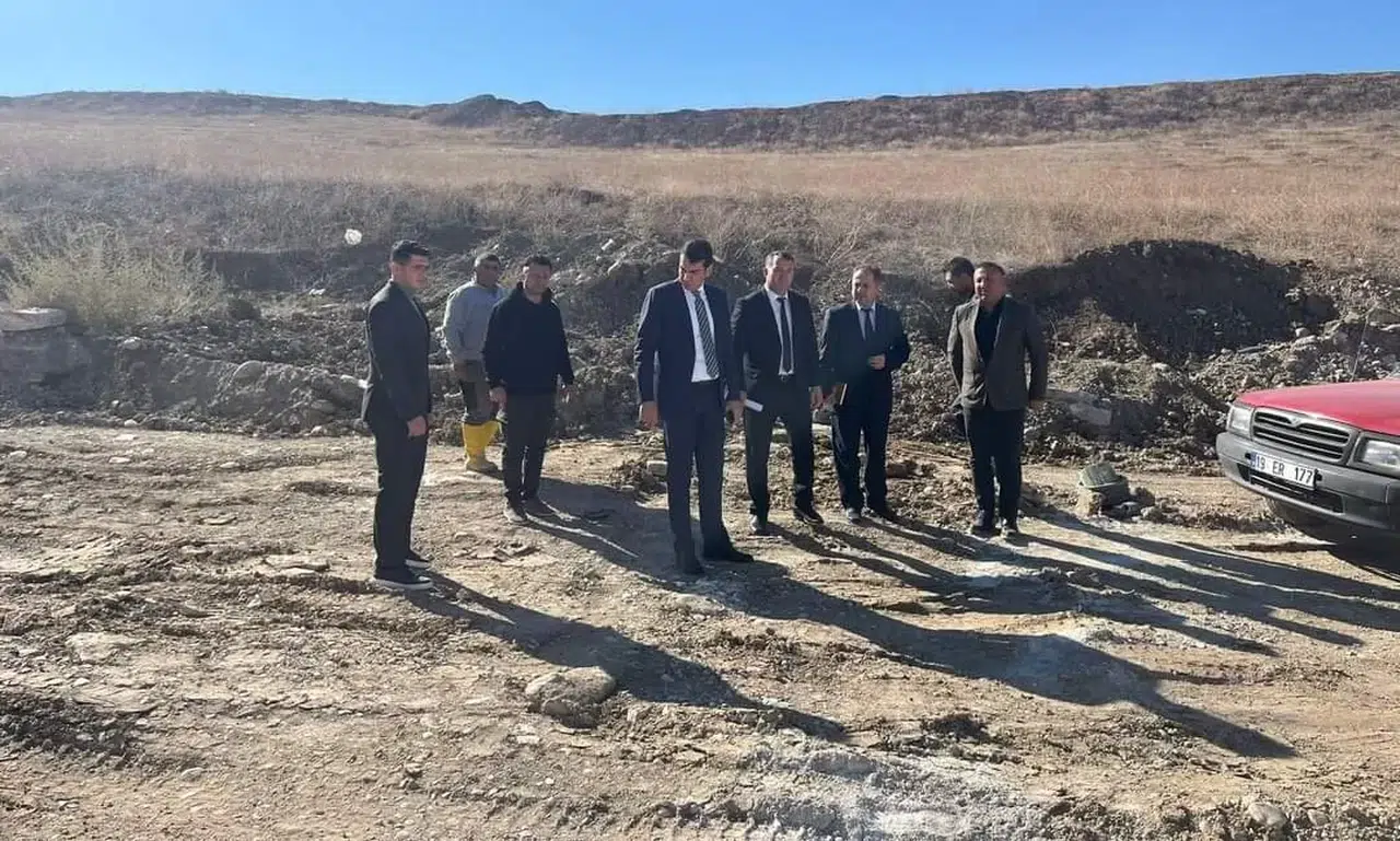Sungurlu OSB'de Bozulan Yollar Onarılıyor