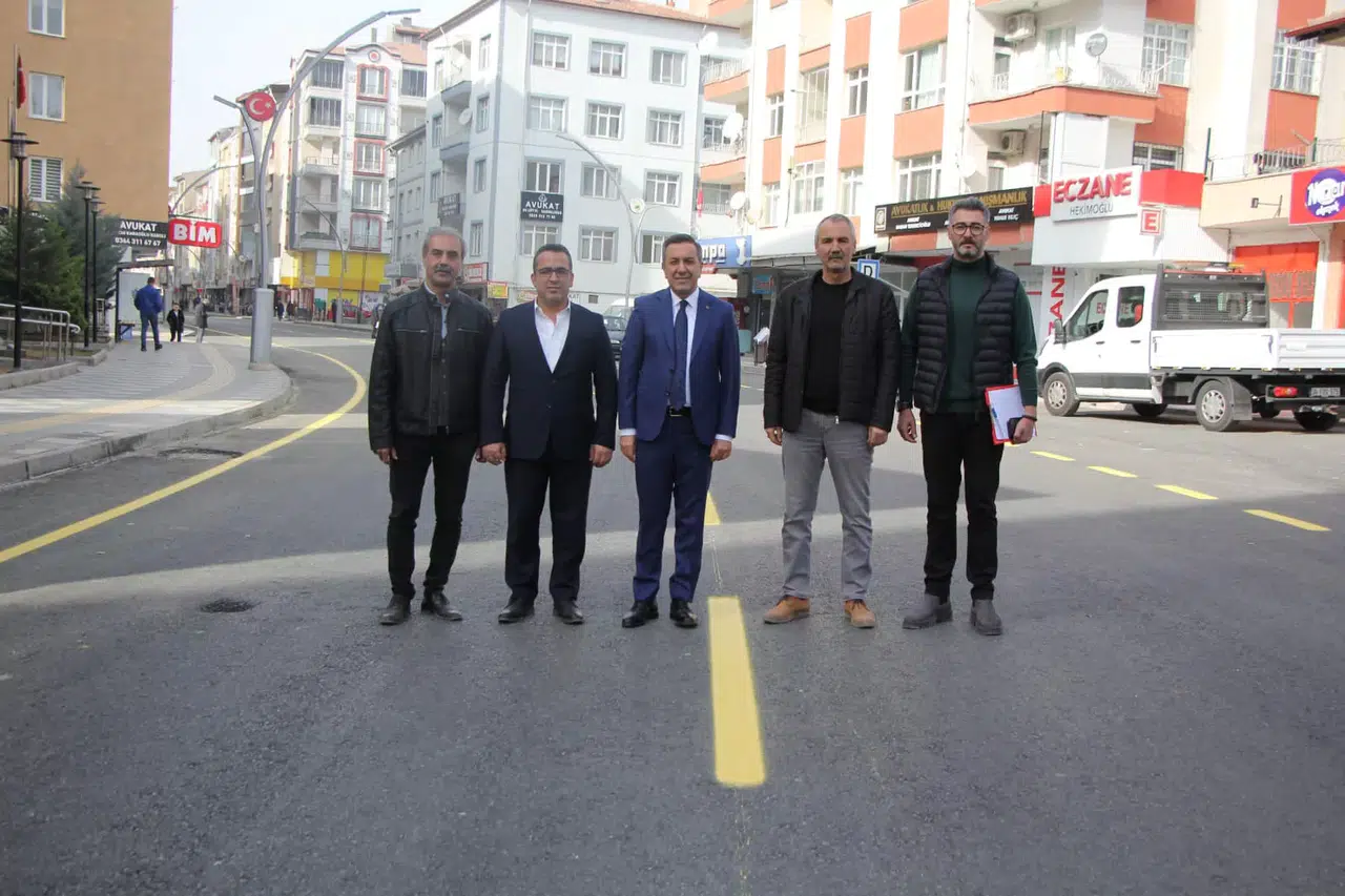 Sungurlu’da Caddelerin Yol Çizgileri Tamamlandı