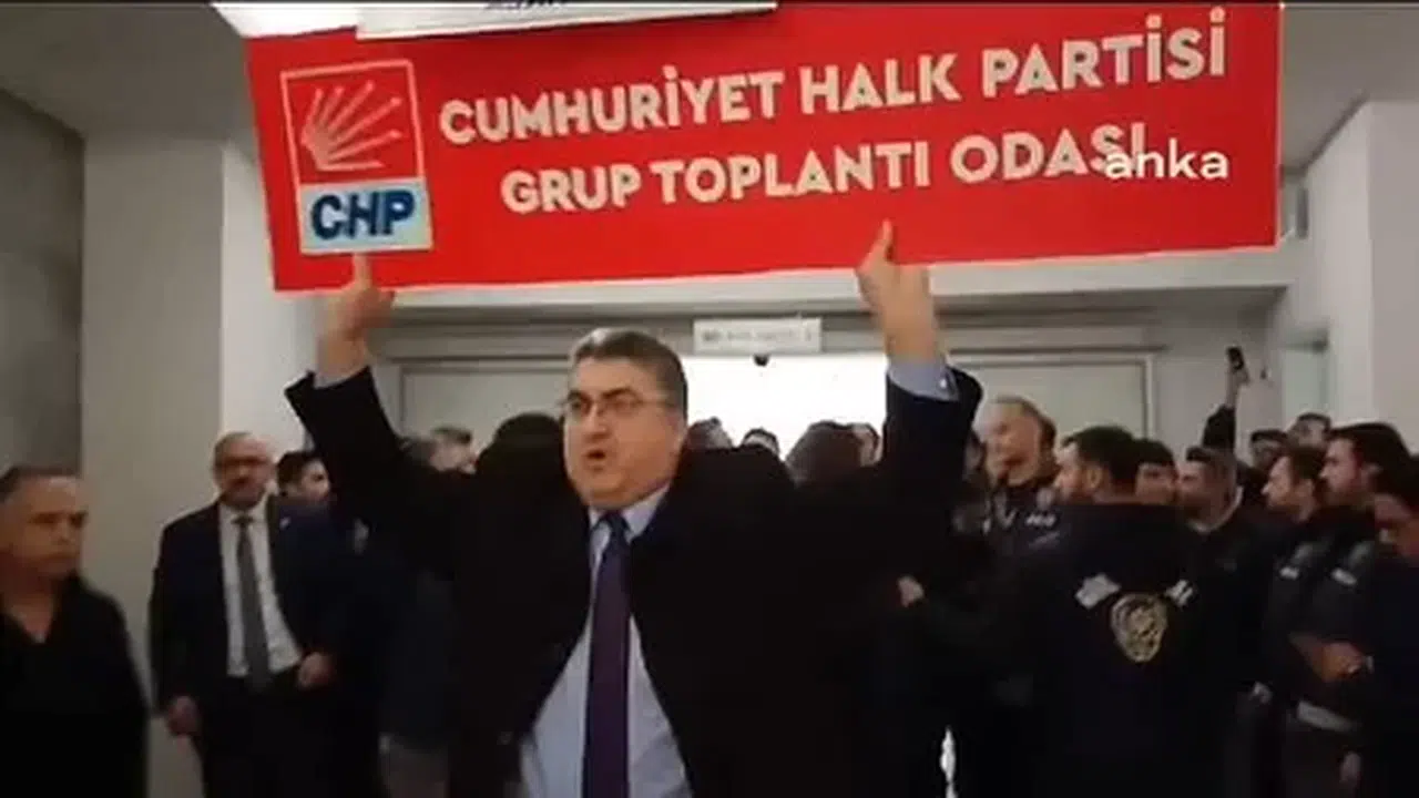 ‘Tabelaları Duvarlardan Sökebilirsiniz Ama…’