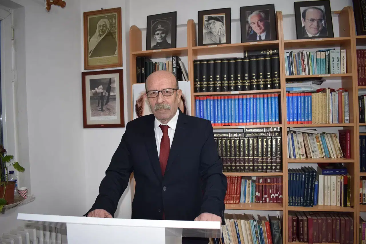 ‘Teğmenlerin Askerlik Yemini Disiplin Suçu Sayılamaz’