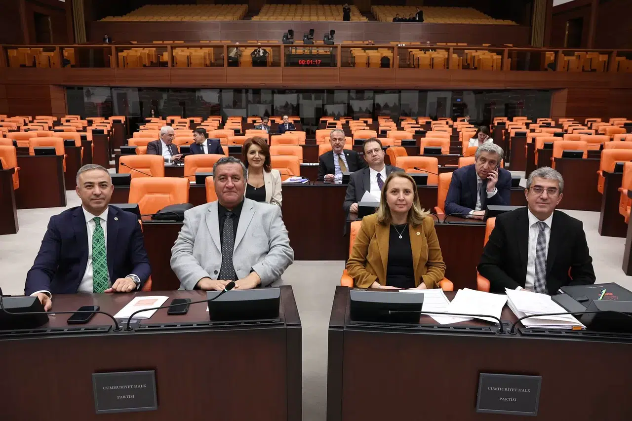 ‘Türkiye’ye Uyuşturucu Baronlarını AKP Hükümeti Getirdi’