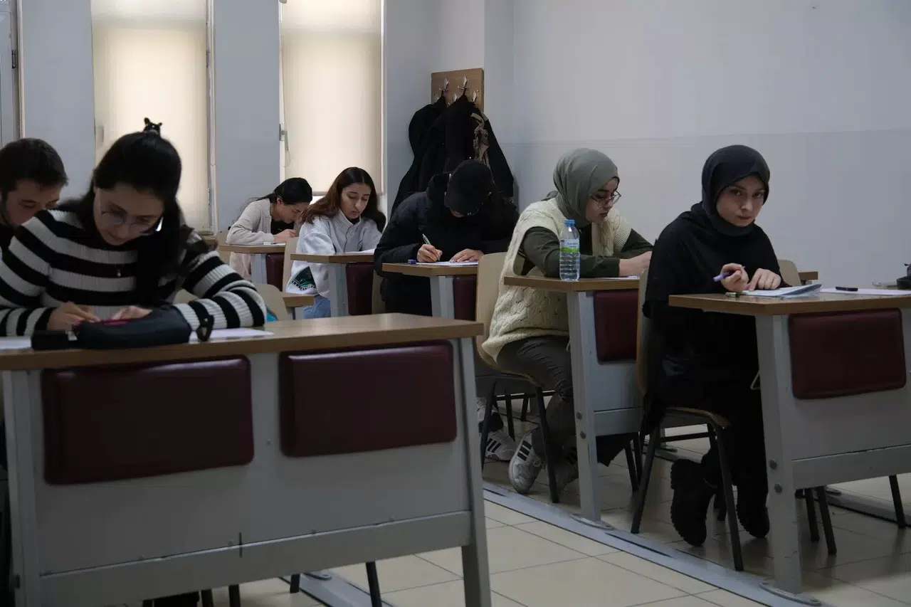 Üniversite Adaylarına Belediye Desteği