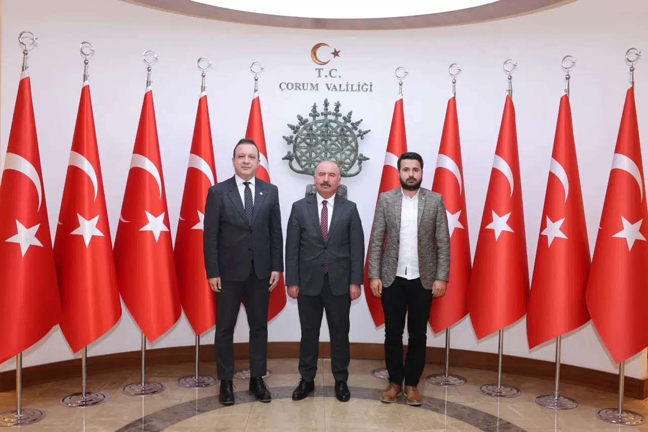 Vali Çalgan, Eczacıların Projelerini Takdir Etti