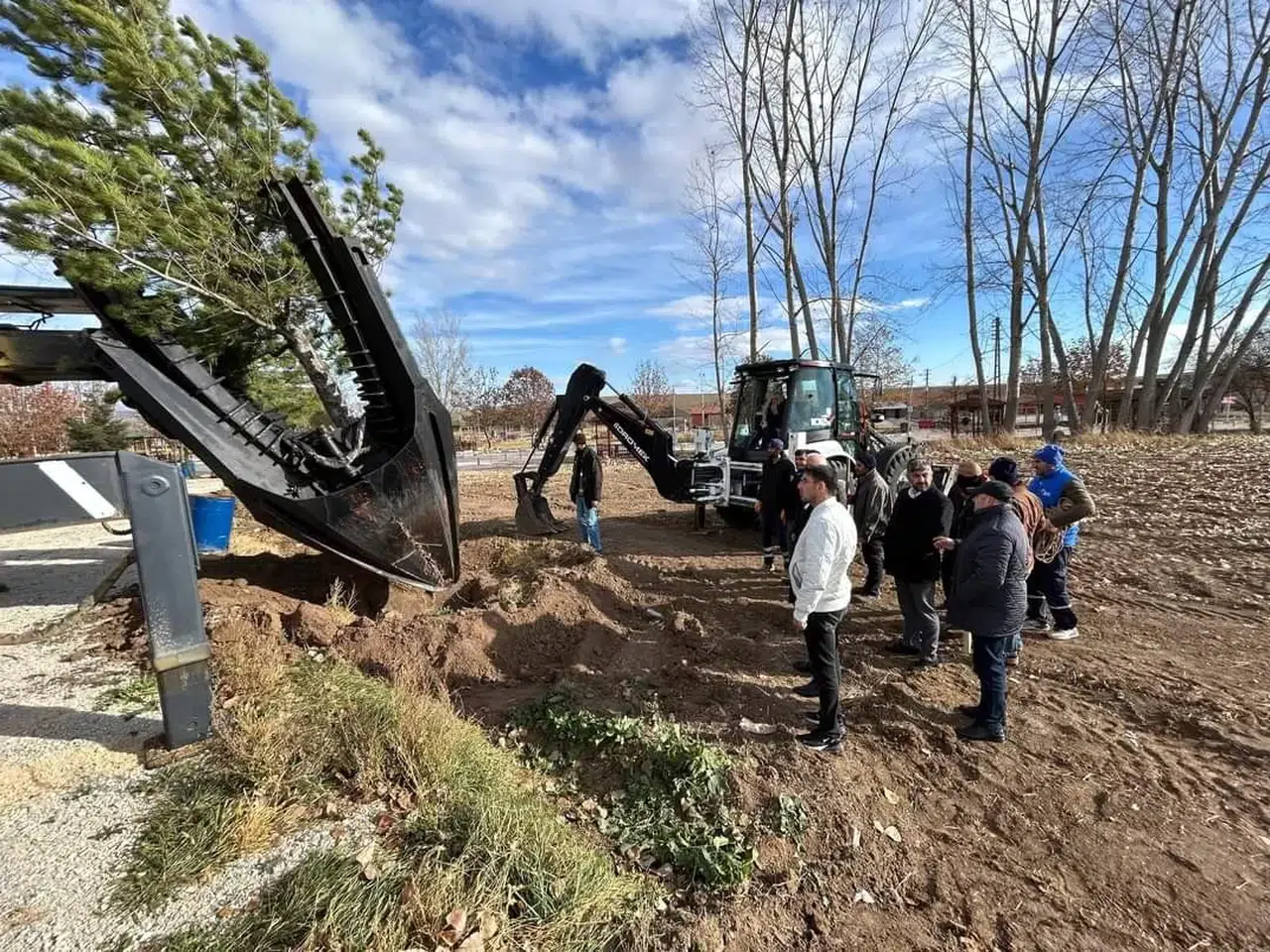 Veli Çayırı'ndaki Otopark Yeşille Buluşturuluyor