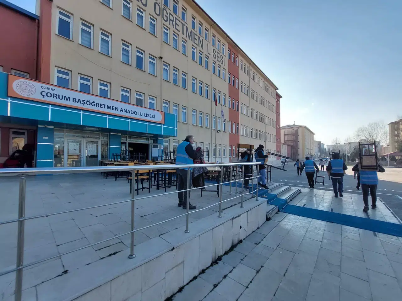 Yükümlüler Okullarda Temizlik Yaptı