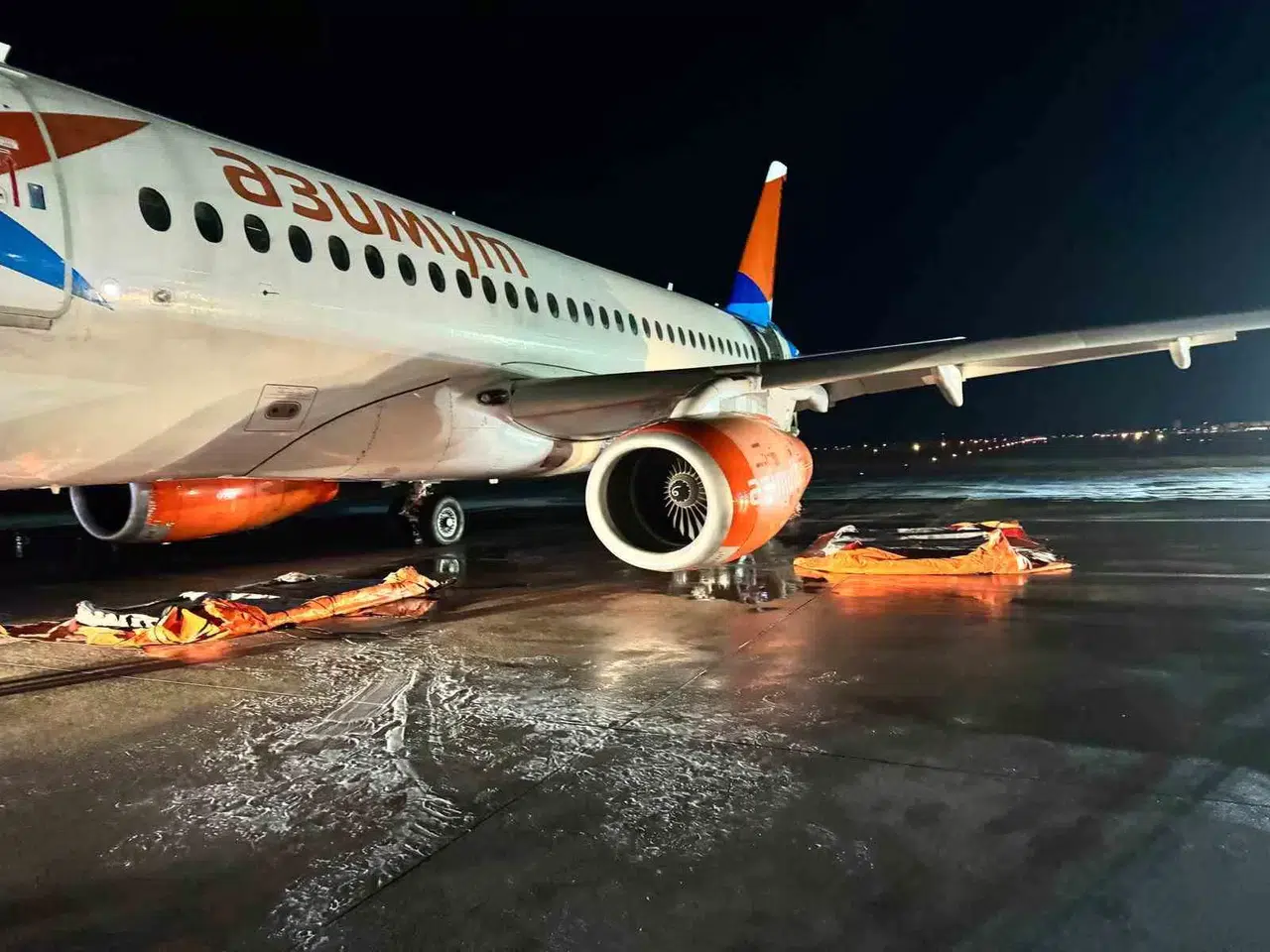 Antalya’da İniş Sırasında Motoru Yanan Yolcu Uçağına Rekor Müddette Müdahale