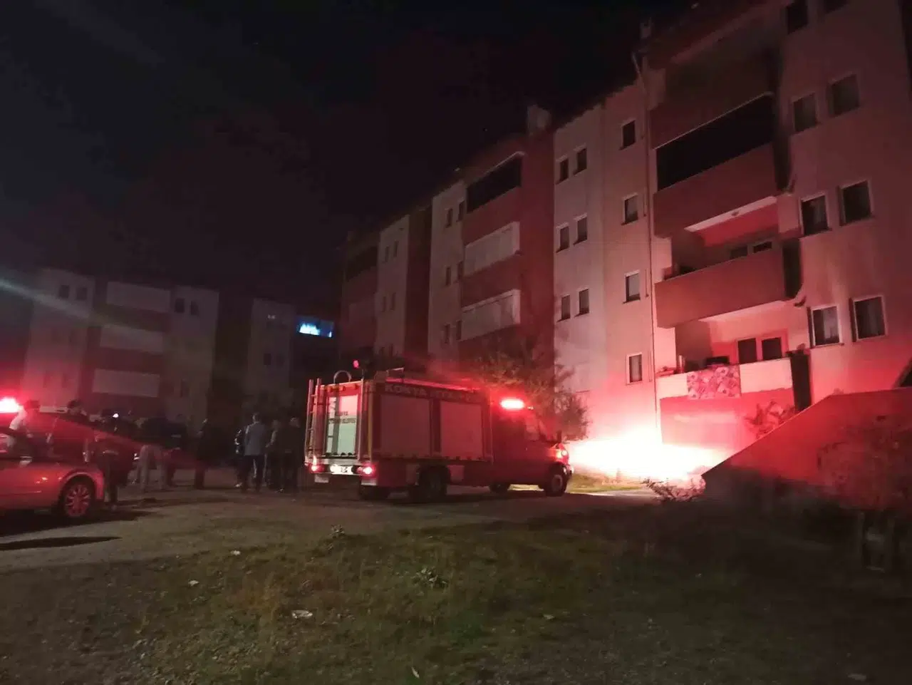 Apartmanın Yer Katında Çökme Paniği
