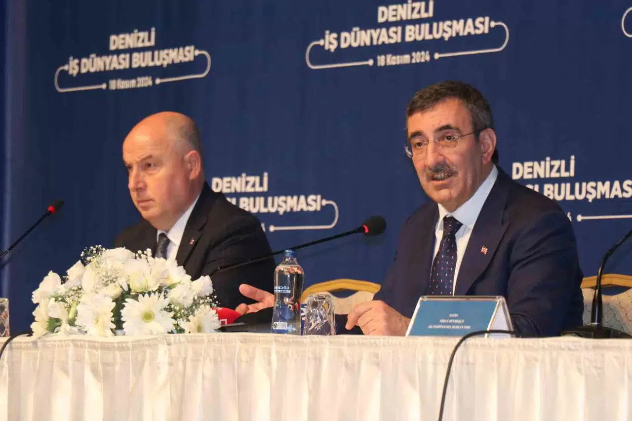 Cumhurbaşkanı Yardımcısı Yılmaz: “Üç Kredi Kuruluşunun İki Kademe Not Artırdığı Tek Ülke Türkiye”