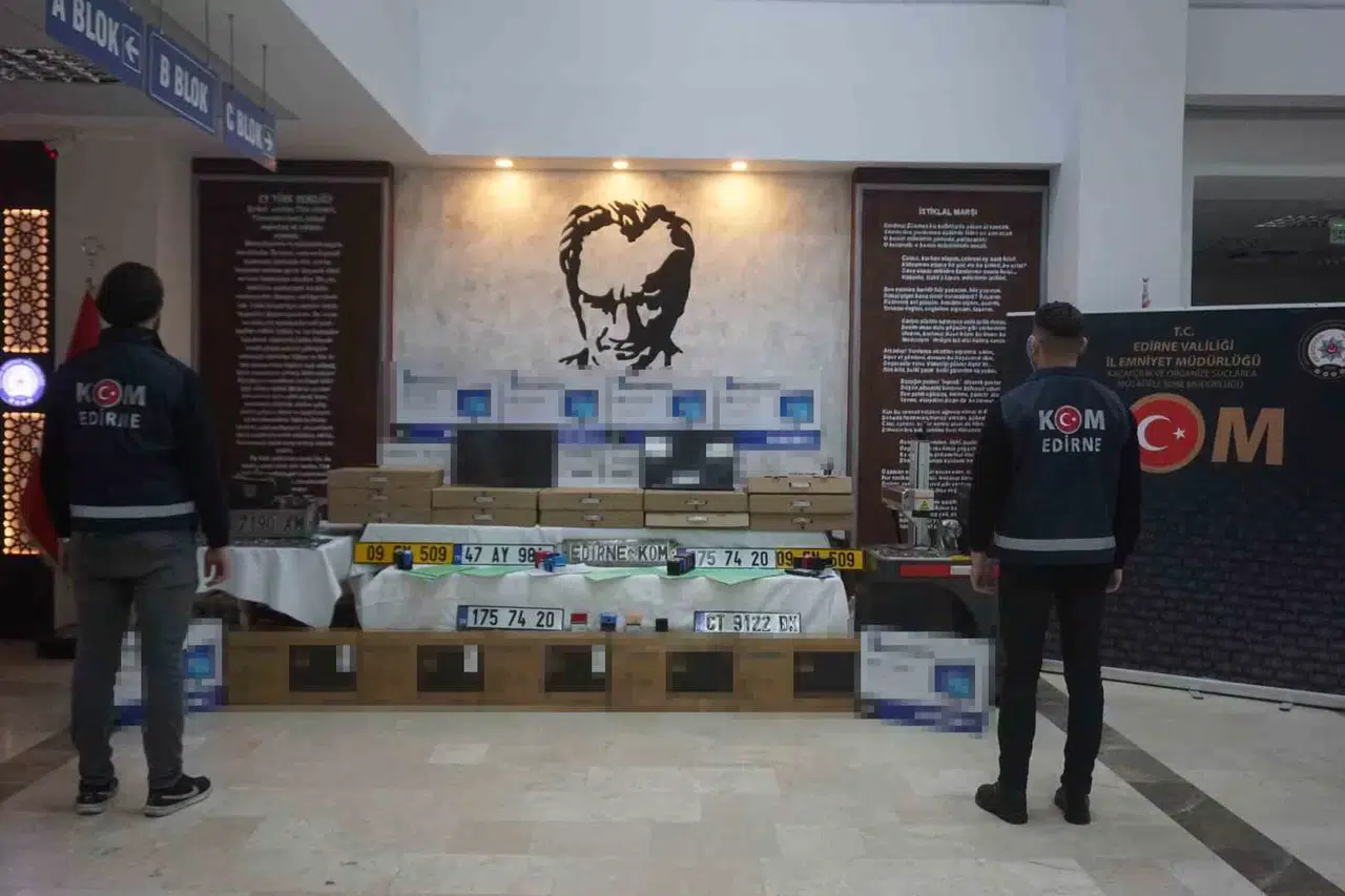 Edirne’de Uydurma Plaka Şebekesi Çökertildi