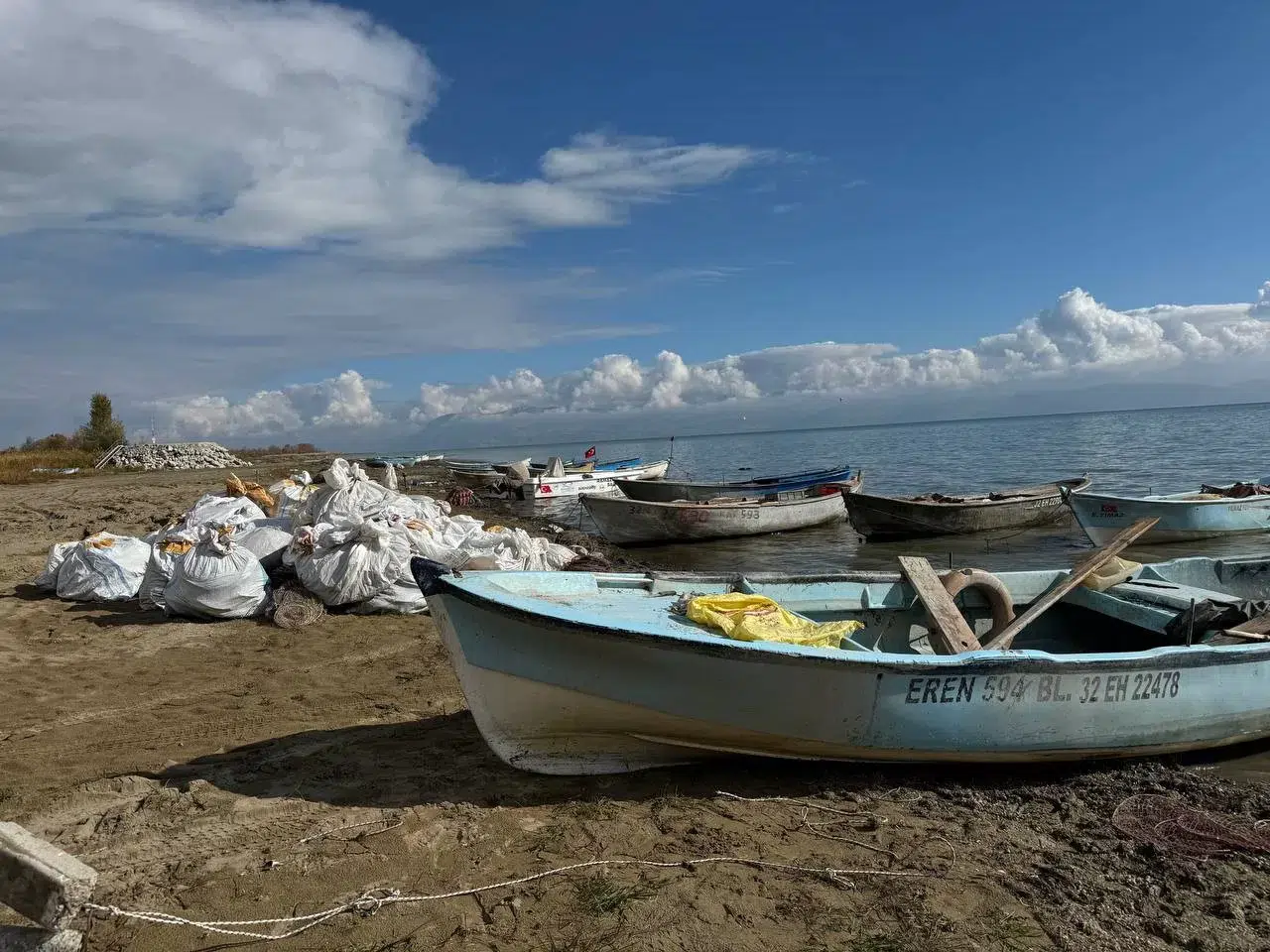Eğirdir Gölü’nde Tehlike Çanları: Suyun Düzeyi Ortalama 4 Metreye Kadar Düştü