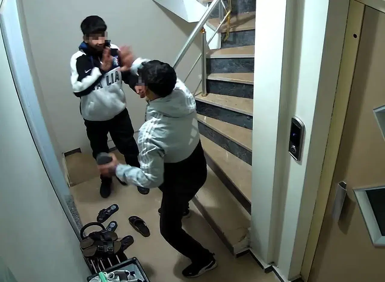 Hırsızlık İçin Girdikleri Binada Değerli Ayakkabıya Rastlayan Hırsızların “Çak” Sevinci