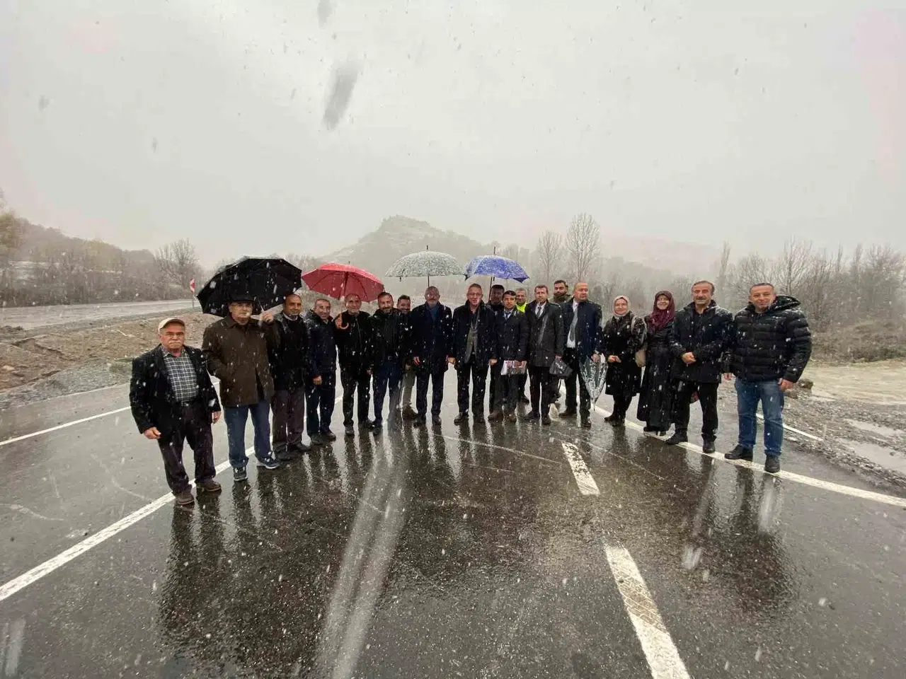 Kütahya’da Domaniç-Tavşanlı Karayolu’nun En Güç ve Tehlikeli Kısmı Olan 6,2 Kilometrelik Kısmı Merasimle Trafiğe Açıldı