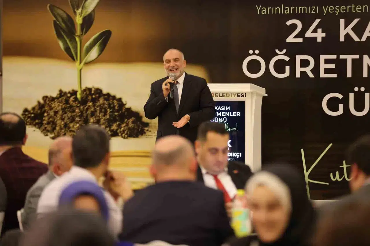 Lider Sandıkçı’dan Öğretmenlere Çanakkale Ziyareti ve Laptop