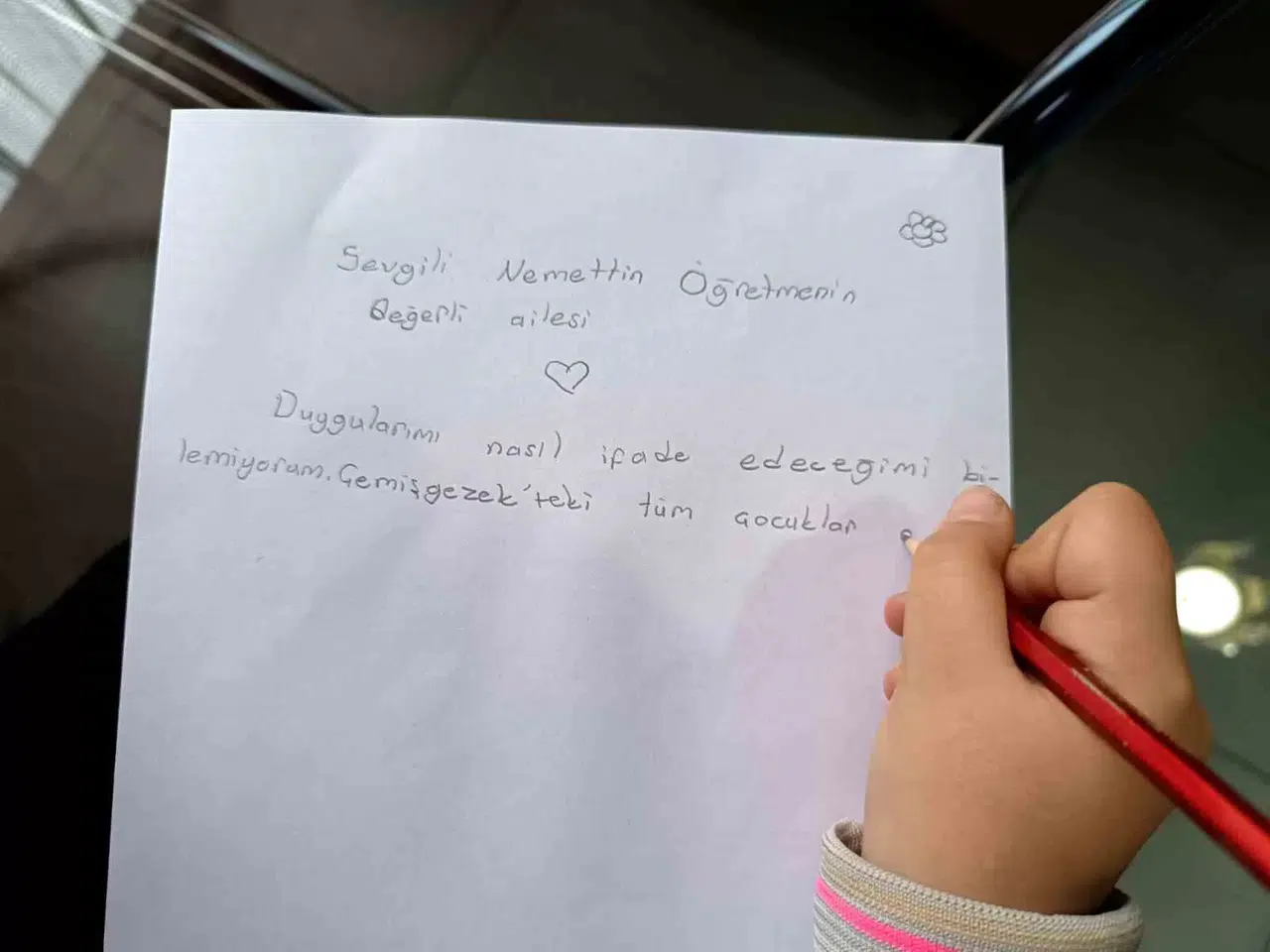 Minik Öğrencilerden Duygulandıran Mektup: Şehit Öğretmen Necmettin Yılmaz’ı Unutmadılar