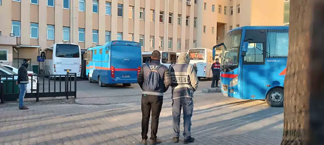 Narin Güran Davasında Sanık ve Şahitler Adliyeye Getirildi
