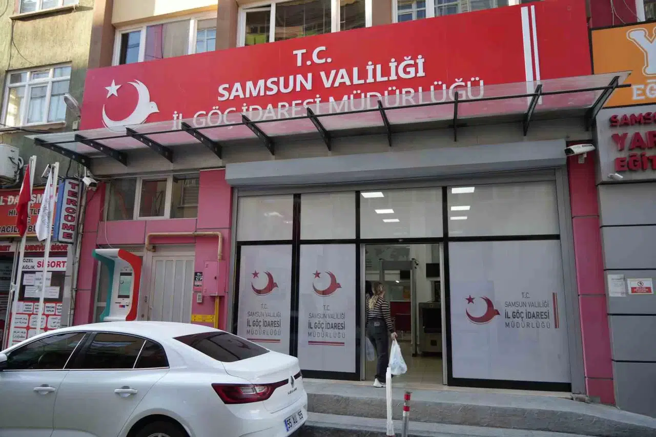 Samsun Göç İdaresi’nde ’Sahte Kimlik’ Argümanları: 1 Kişi Tutuklandı