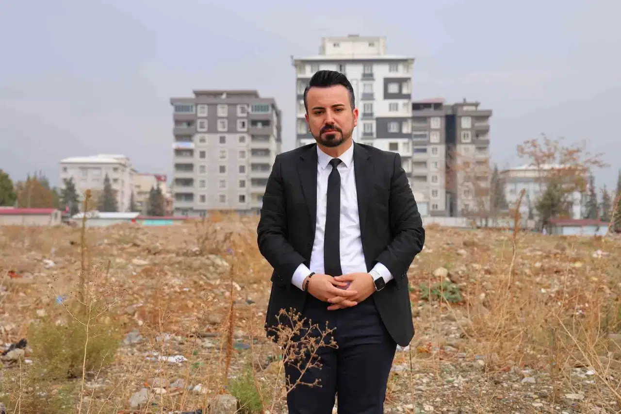 Sarsıntıda 92 Öğrencisini Kaybeden Öğretmenin Acısı