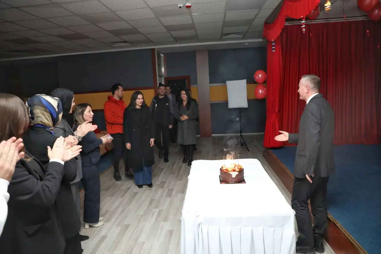 Soruşturma Korkusu Mutluluğa Dönüştü: Ağrı’da Öğretmenlere Özel Sürpriz