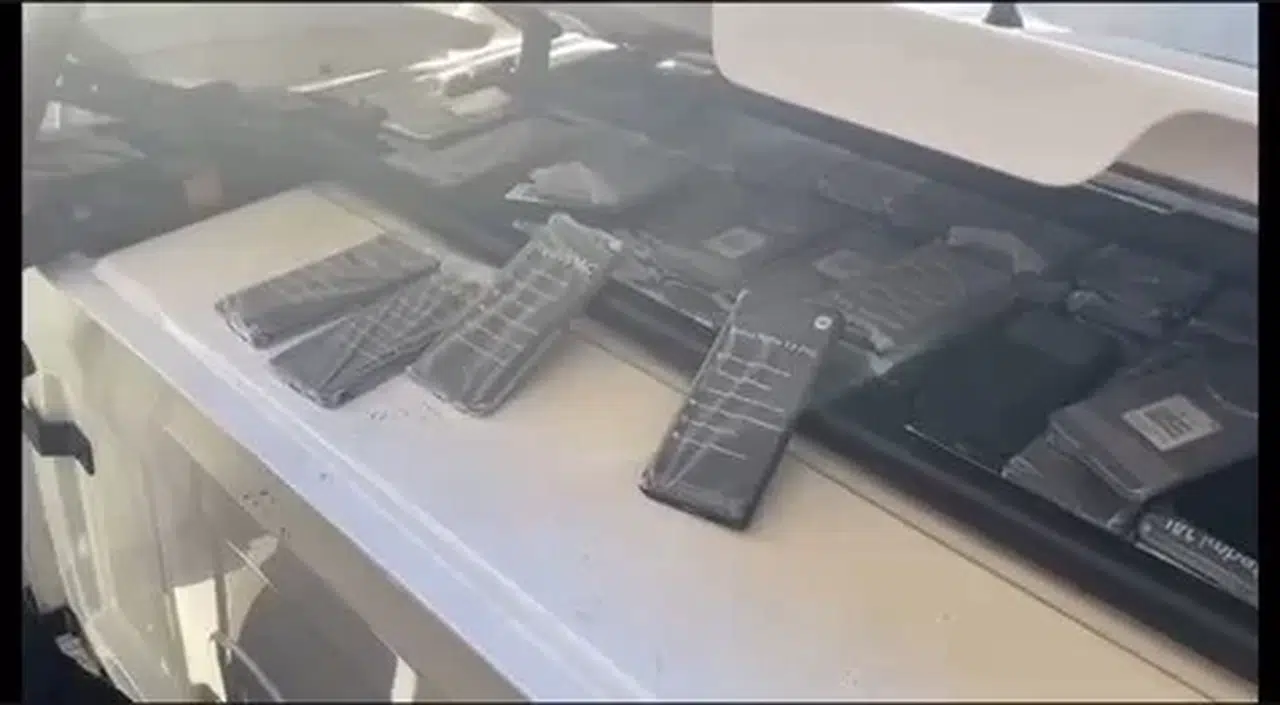Tırın Kupa Kısmına Gizlenen Kaçak Telefonları Jandarma Yakaladı