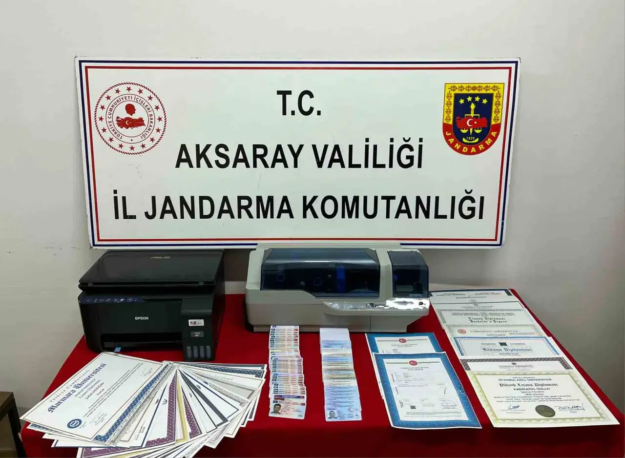 32 Hata Kaydı Bulunan Kabahat Makinesi Geçersiz Kimlik Basarken Yakalandı