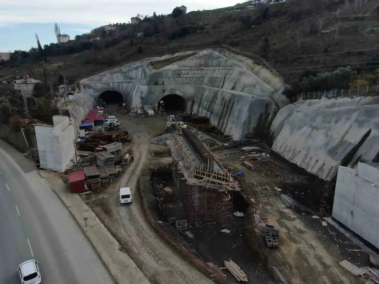 43,8 Kilometre Uzunluğu ile Trabzon Trafiğini Rahatlatacak