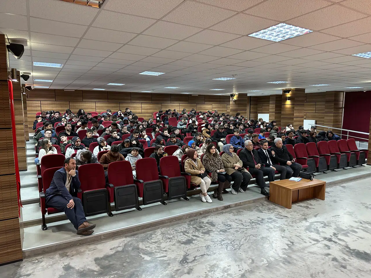 KOSGEB'ten Öğrencilere Ticaret Hayatı Rehberi