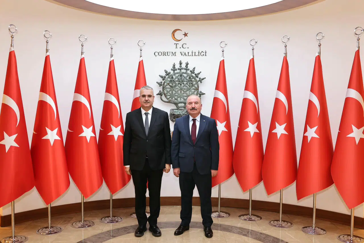 Ahlatcı’dan Vali ve Belediye Başkanına Ziyaret