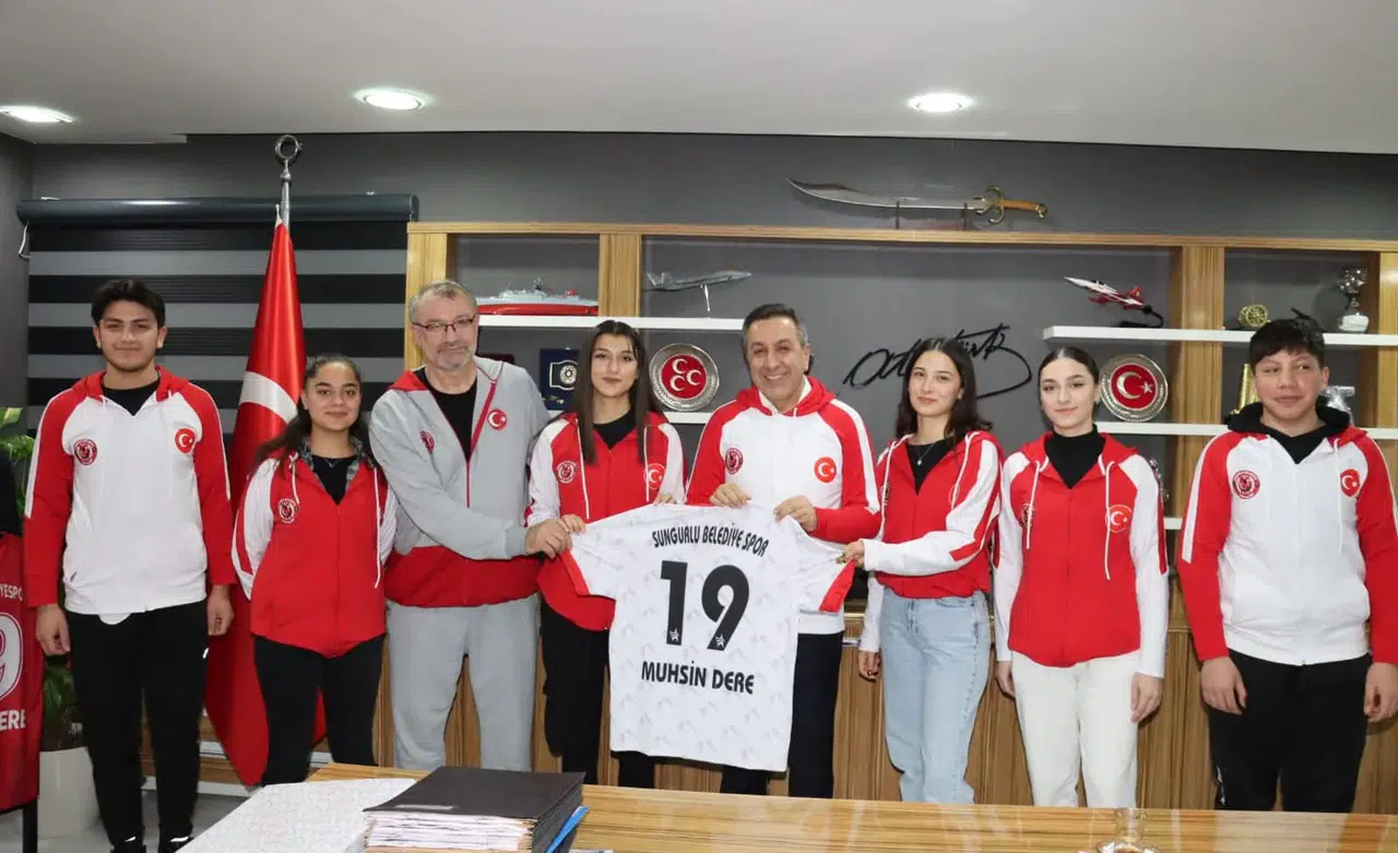 Dere Voleybolcuları Ağırladı