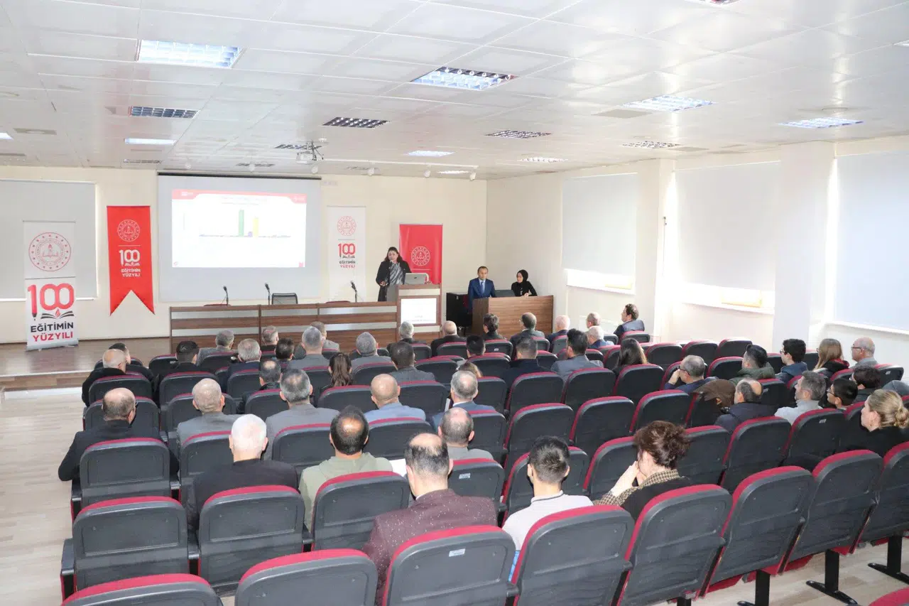 ‘Eğitim Kalitesinin Daha İleriye Gideceğine Eminim’