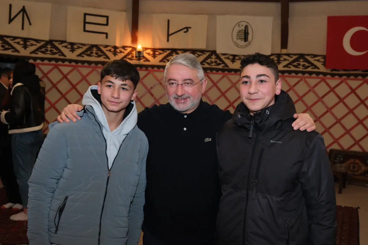 Gençler Sordu, Başkan Cevapladı