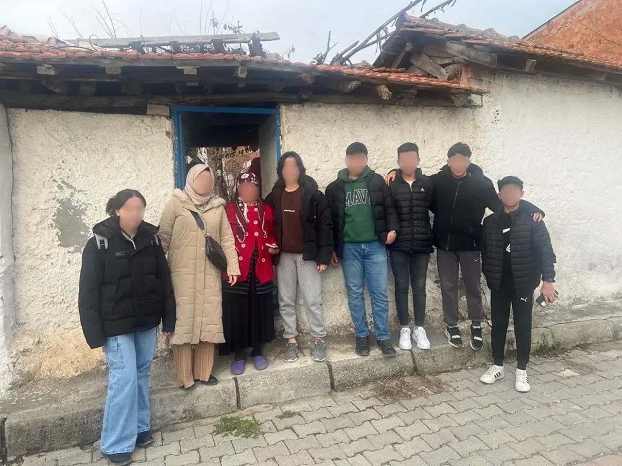 Gençlerden Ulu Çınar Ziyaretleri