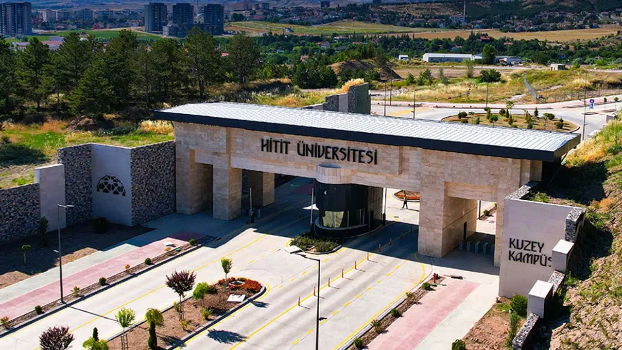 HİTÜ’den Keleş’e Tebrik