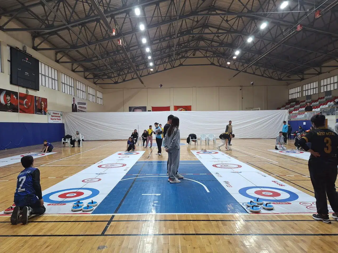 Osmancık’ta Curling Turnuvası Yapılıyor