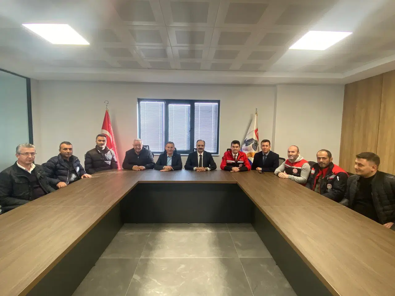Üreticilere Kulak Küpesi Eğitimi