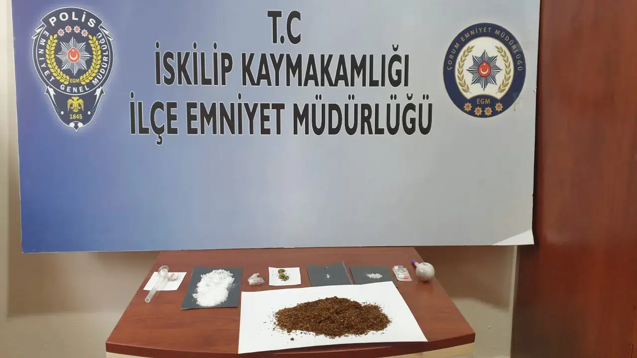 Uyuşturucuyla Yakalanan İki Kişi Gözaltına Alındı