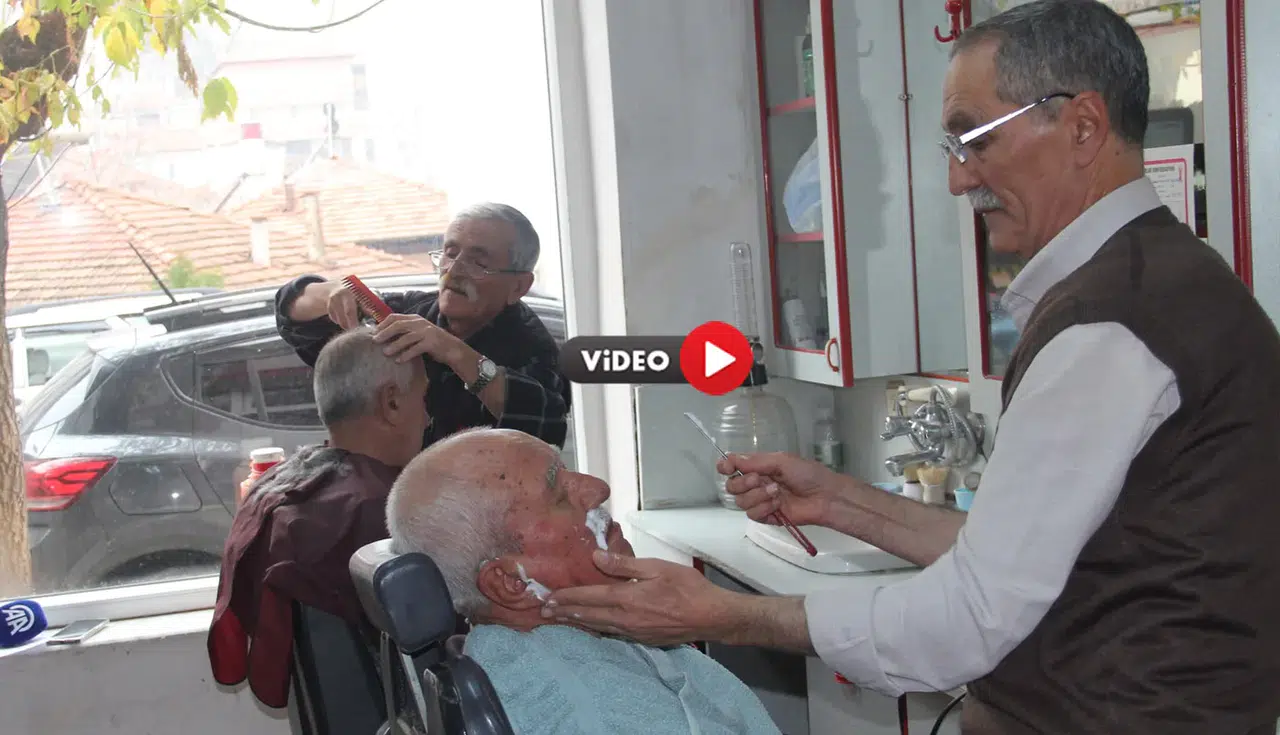 Yarım Asırdır Mesleklerini Bir Arada Sürdürüyorlar