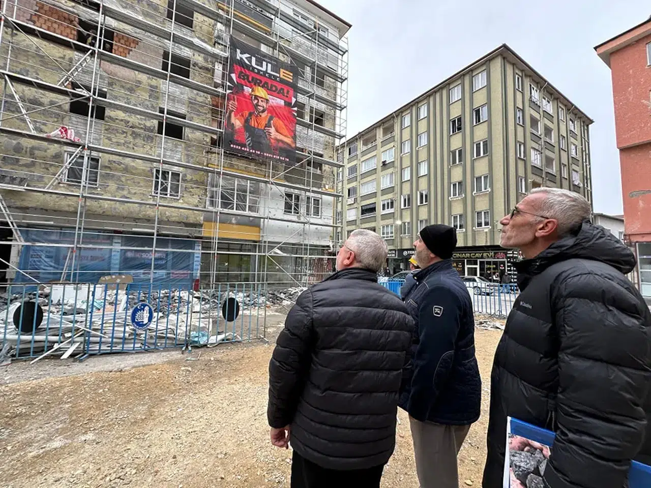 Zarar Gören Binaların Cepheleri Yenileniyor