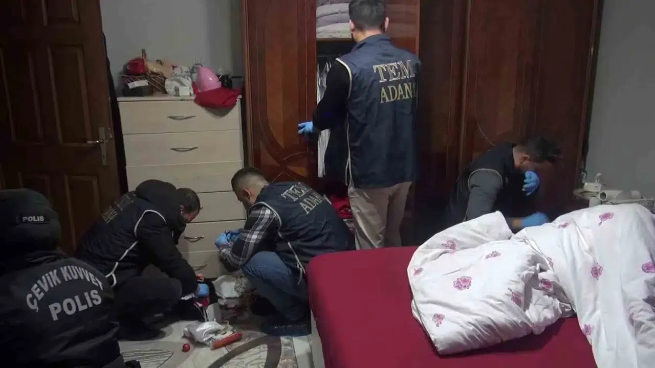 Adana Merkezli 3 Vilayette FETÖ’nün Finans Ayağına Şafak Operasyonu: 14 Gözaltı