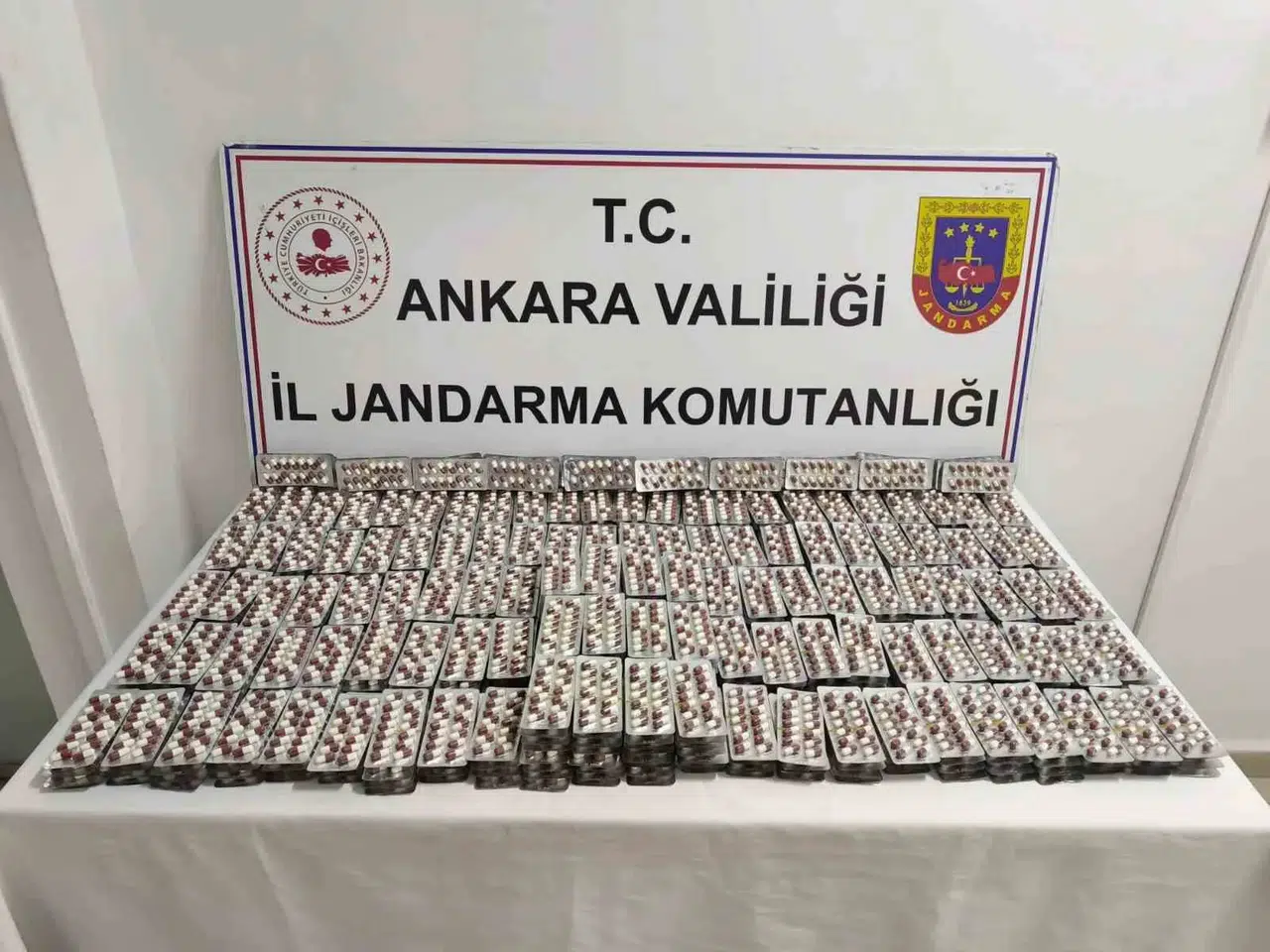 Ankara’da Uyuşturucu Operasyonu: 1 Milyon 500 Bin TL Kıymetinde Uyuşturucu Ele Geçirildi