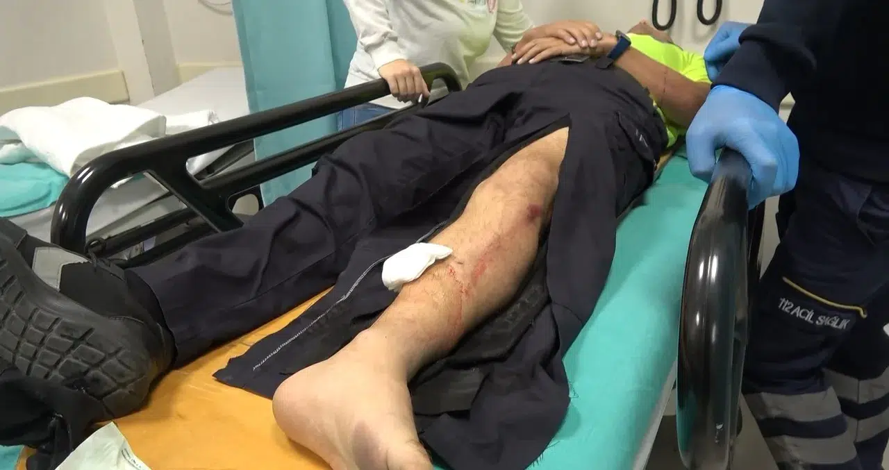 Antalya’da ’Dur’ İhtarına Uymayan 16 Yaşındaki Çocuk Motosikletle Polise Çarptı