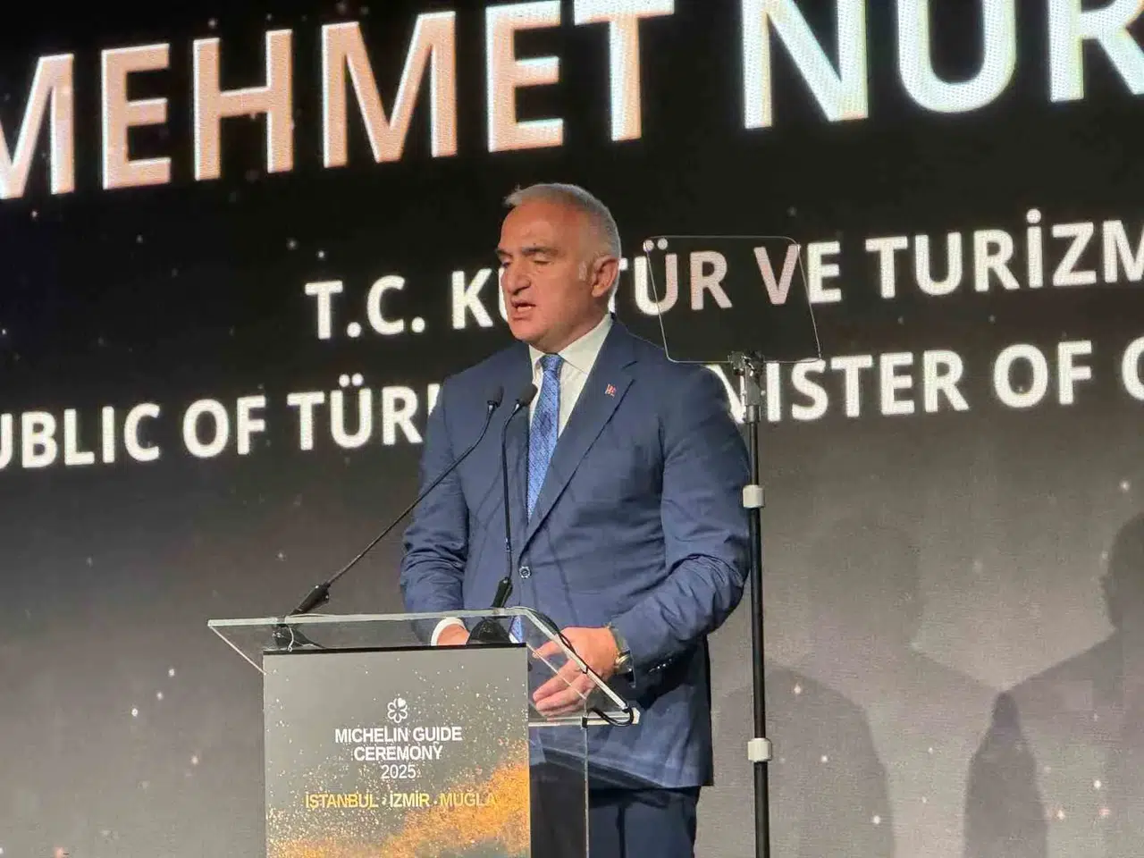 Bakan Ersoy: "Türkiye, 2024 Yılının Birinci 9 Ayında 49,2 Milyon Ziyaretçiyi Ağırladı ve 46,9 Milyar Dolar Turizm Geliri Elde Etti”