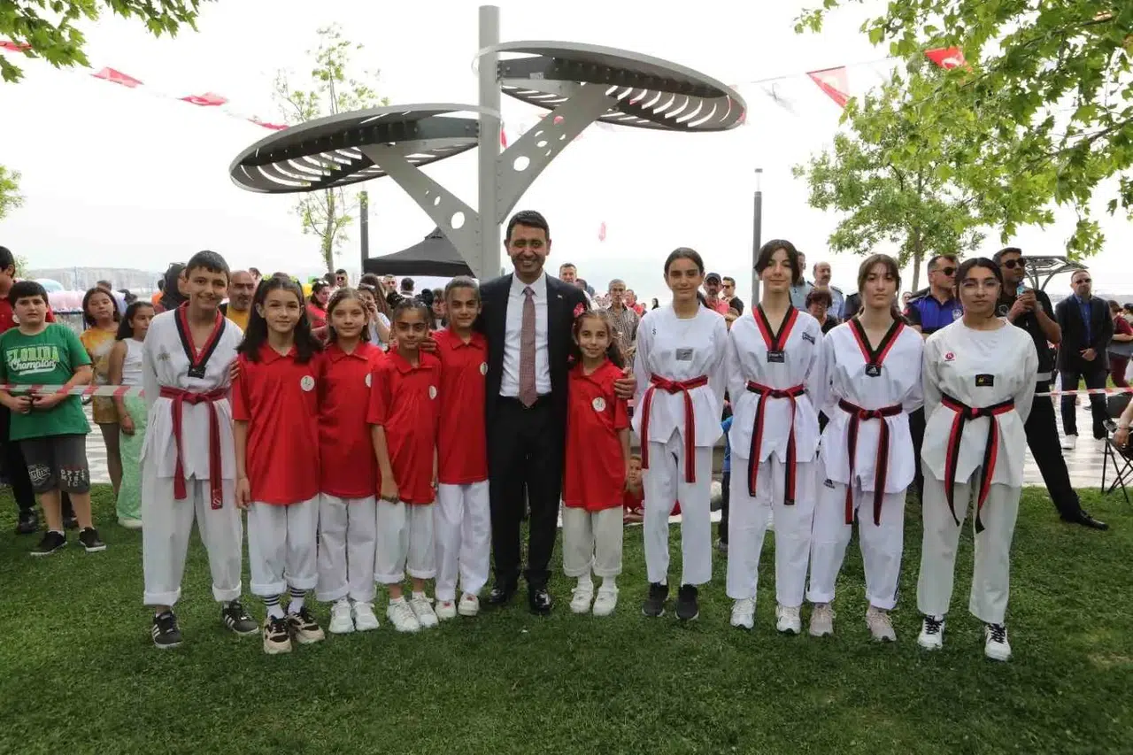Bayraklı’da Kış Spor Okullarına Ağır İlgi