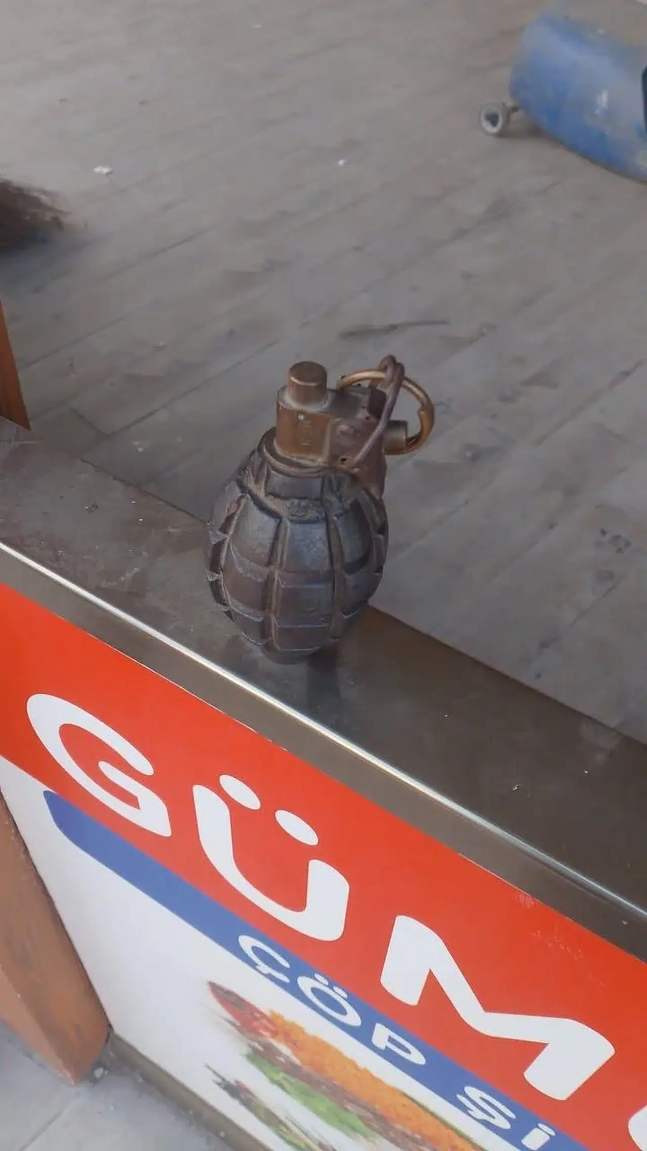 Beylikdüzü’nde Bulunan Bomba Görünümlü Cisim Üzerindeki İnceleme Tamamlandı
