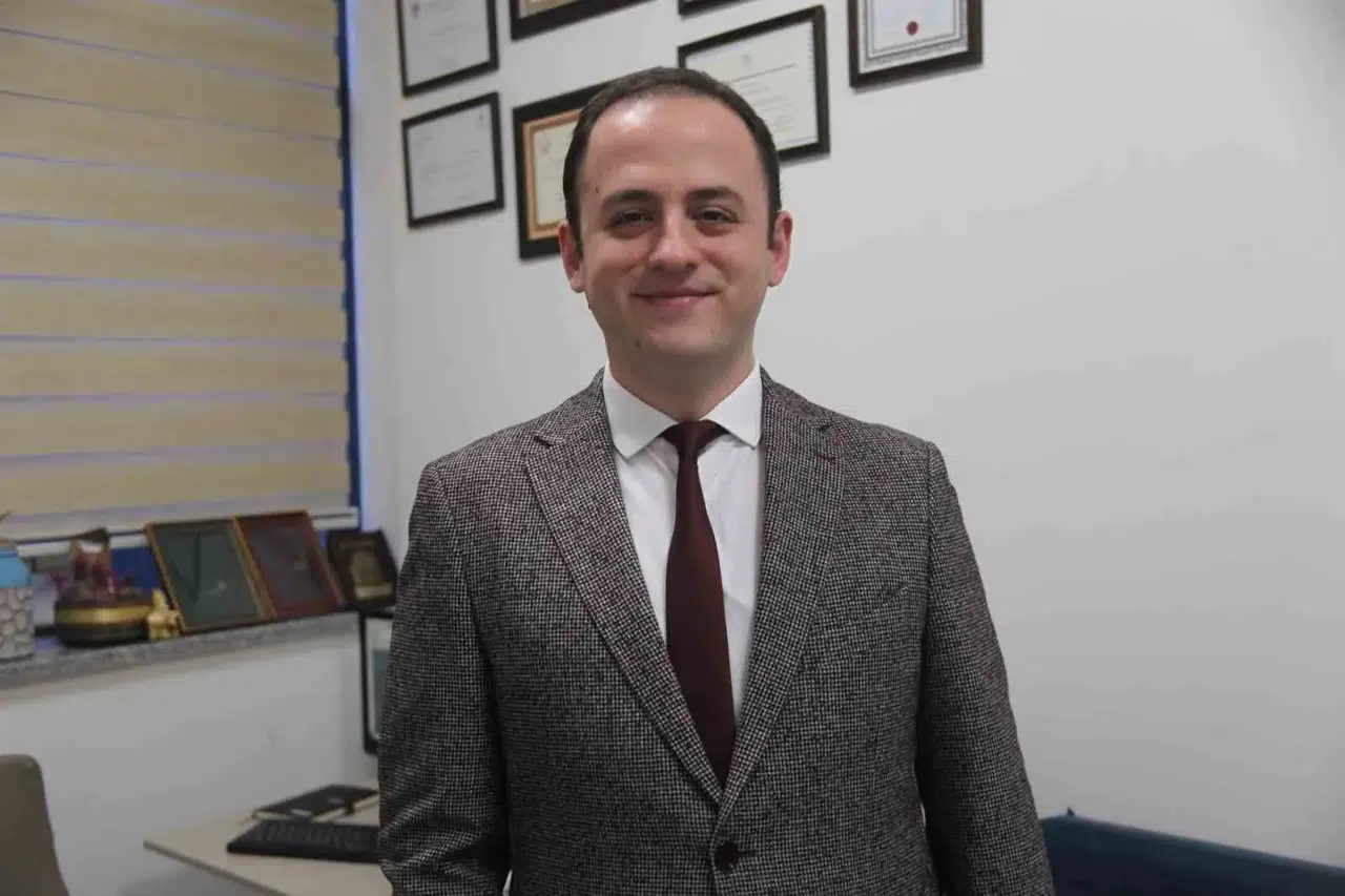Çok Sıcak İçeceklerin Tüketilmesi Vakitle Sıhhat Sıkıntıları Oluşturuyor