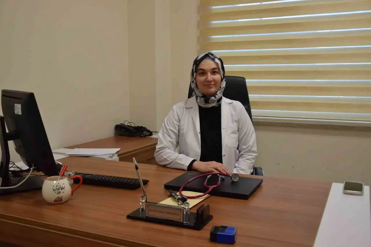 Dr. Yanaşoğlu: "Çocukların Kışın Daha Çok Hastalanmasının Sebebi Soğuk Değil, Havasız ve Kalabalık Ortamlar"
